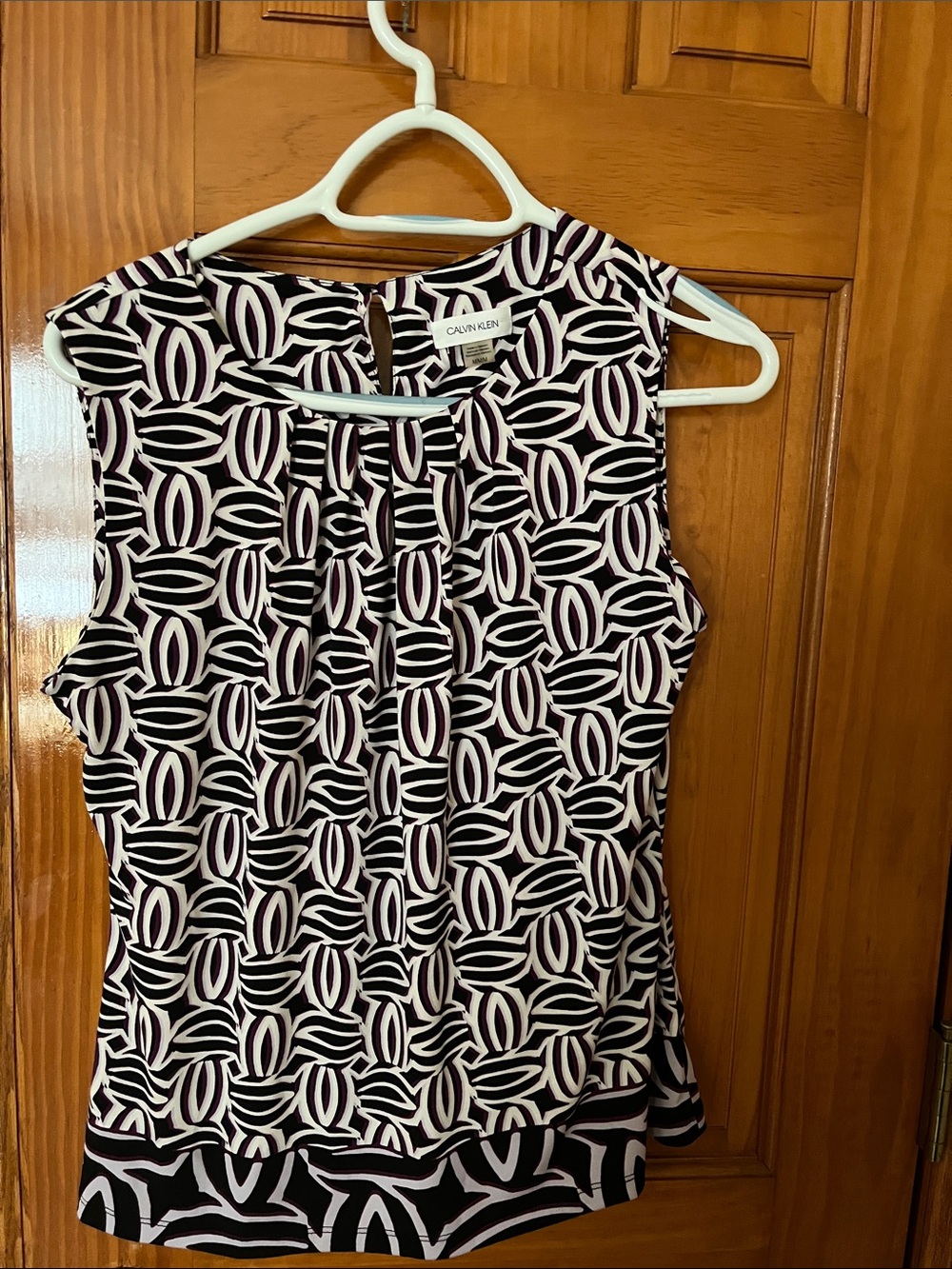 Calvin Klein Black , Purple and White Geometric Sleeveless Camisole size M.